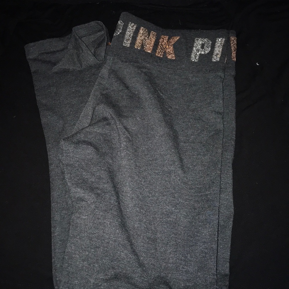 PINK yoga leggings